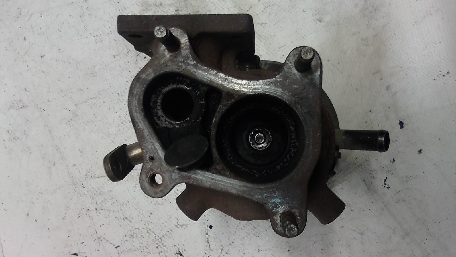 Турбина бонго 3. Шпильки для турбины бонго. Турбина бонго 3. Турбина на кия бонго 3 2. Турбина 28201-4x610.