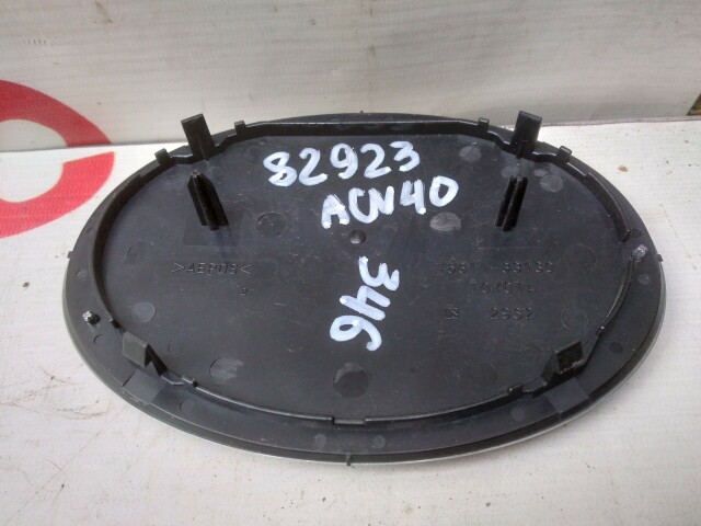 Эмблема TOYOTA Camry 