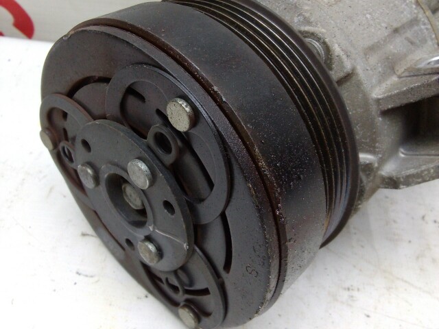 Компрессор кондиционера SUZUKI Escudo J20A