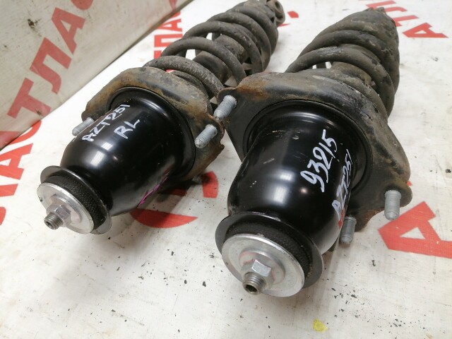 Стойка TOYOTA Avensis 