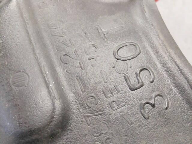 Подкрылок TOYOTA Corolla 