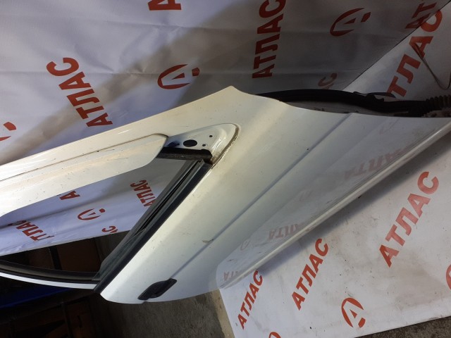 Дверь NISSAN Sunny 