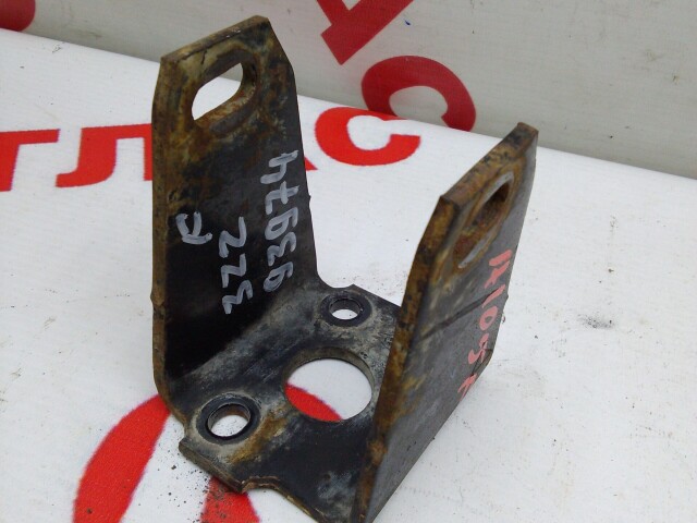 Кронштейн подушки ДВС TOYOTA Corolla 3ZZ-FE