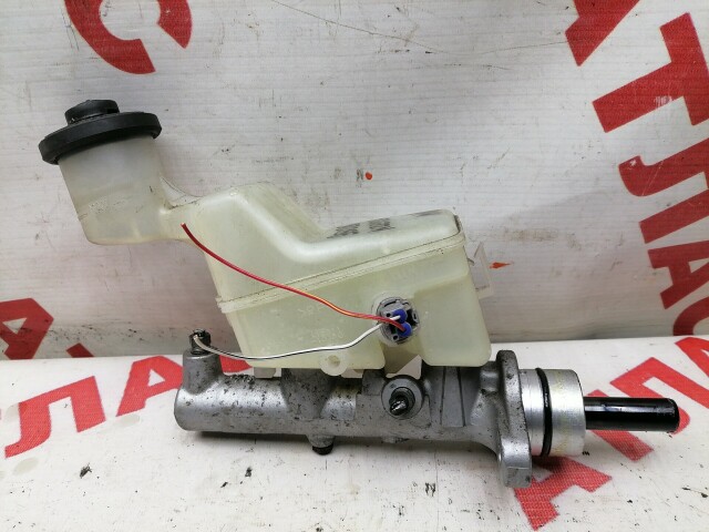 Главный тормозной цилиндр TOYOTA Corolla Fielder 