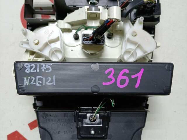 Блок управления печкой и кондиционером TOYOTA Corolla Runx 