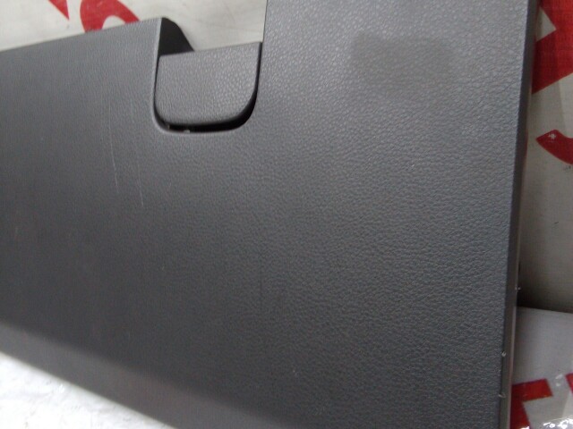 Бардачок NISSAN X-Trail 