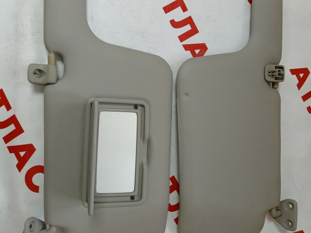 Козырёк NISSAN Sunny 