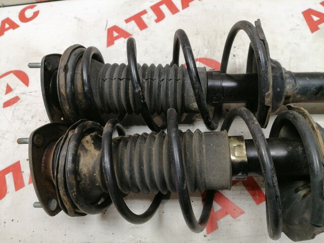 Стойка TOYOTA Platz 