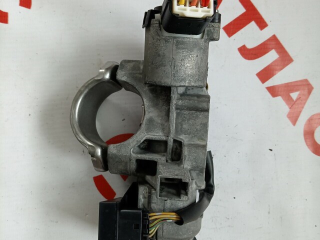 Замок зажигания TOYOTA Avensis 