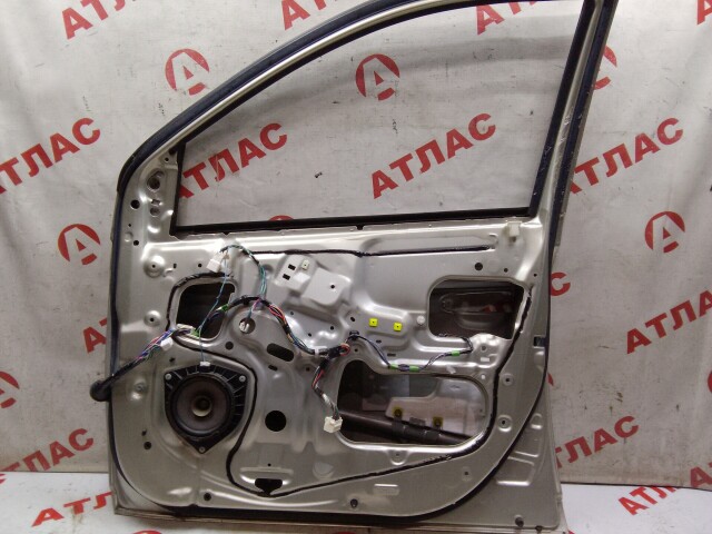 Дверь TOYOTA Vitz 