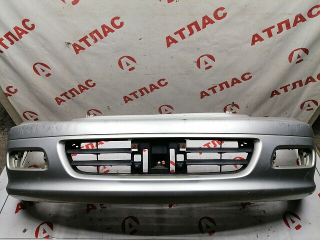 Бампер передний TOYOTA Town Ace Noah 