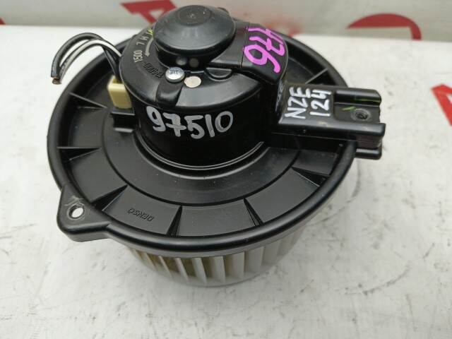 Моторчик печки TOYOTA Corolla Runx 