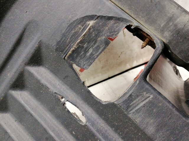 Подкрылок TOYOTA Estima 