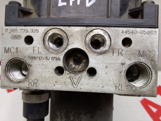 Блок ABS TOYOTA Avensis 1ZZ-FE