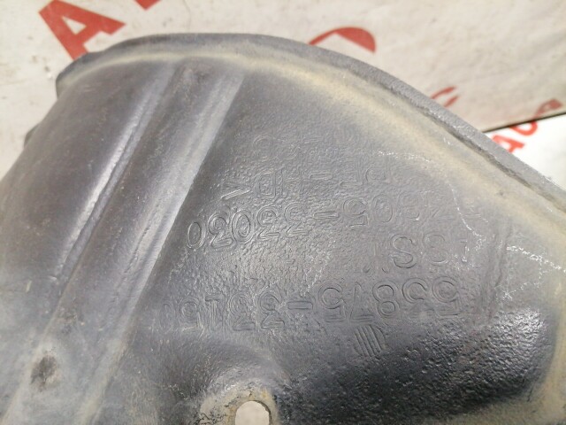 Подкрылок TOYOTA Camry 