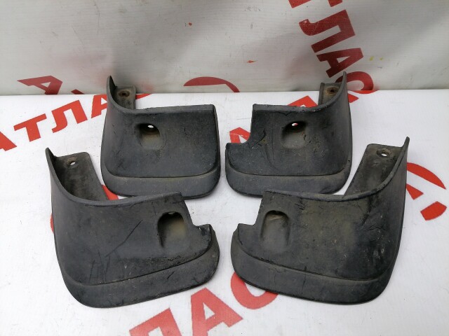 Брызговик TOYOTA Corolla Spacio 