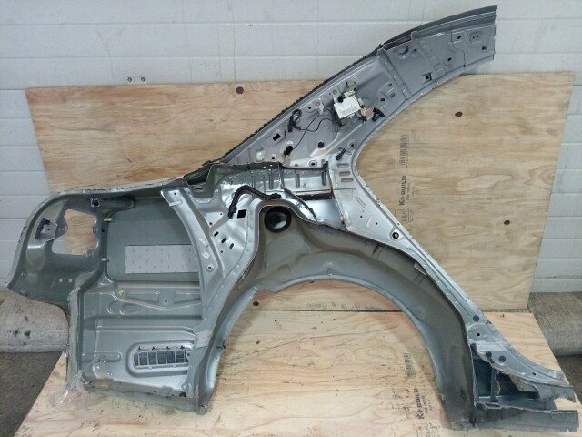 Крыло заднее TOYOTA Avensis 