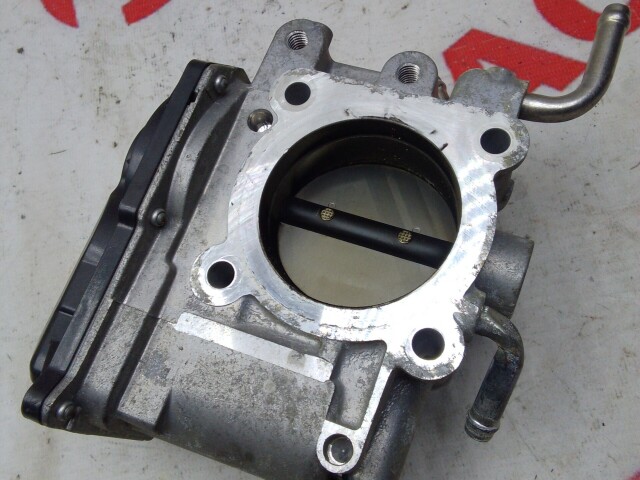 Дроссельная заслонка TOYOTA Avensis 2AZ-FSE