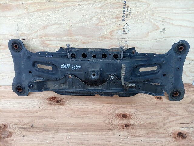 Балка задняя TOYOTA Camry 