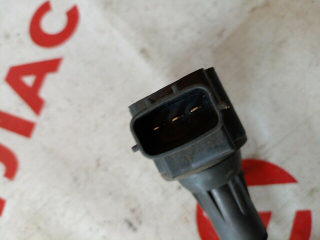 Катушка зажигания NISSAN Wingroad QG18-DE