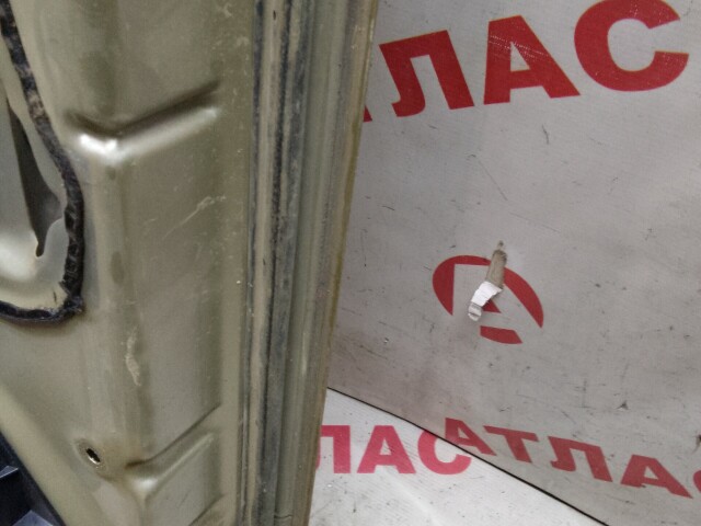 Дверь TOYOTA FunCargo 