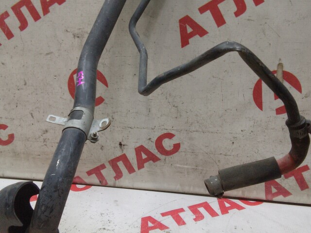 Горловина бензобака TOYOTA Avensis 