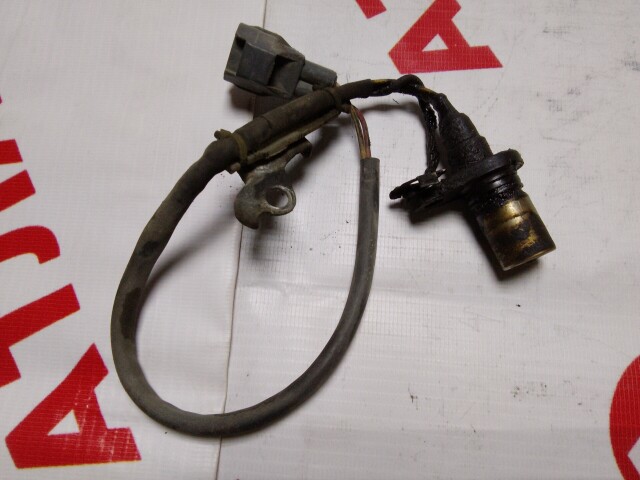 Датчик коленвала TOYOTA Corolla 3ZZ-FE