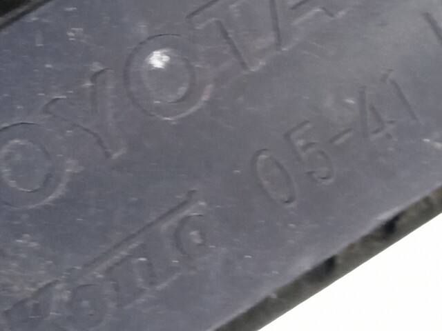 Фара TOYOTA Avensis 