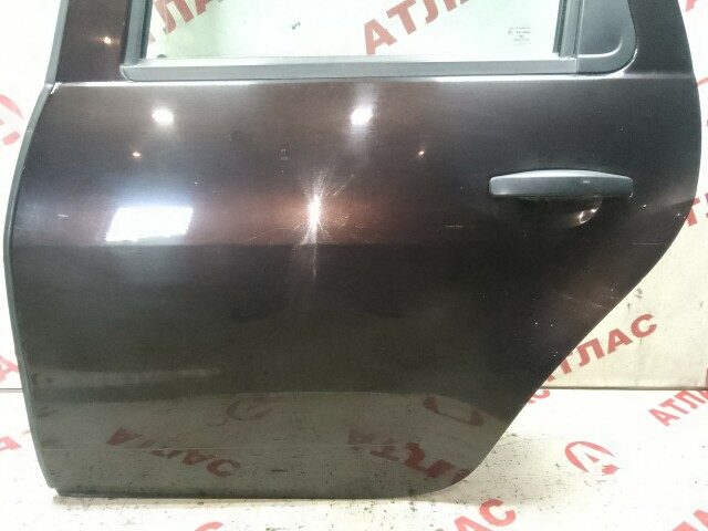 Дверь RENAULT Duster 