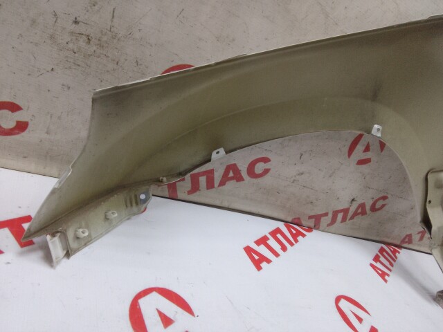 Крыло SUZUKI Escudo 