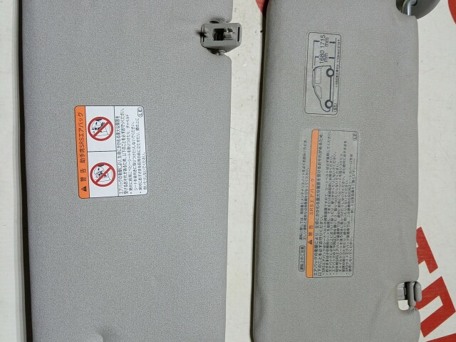 Козырёк TOYOTA FunCargo 