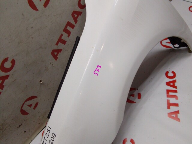 Крыло TOYOTA Avensis 