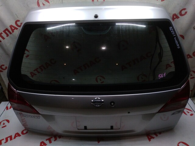 Дверь багажника NISSAN Wingroad 