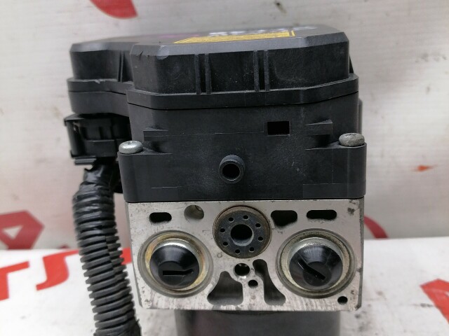 Блок ABS TOYOTA Camry 2AZ-FE