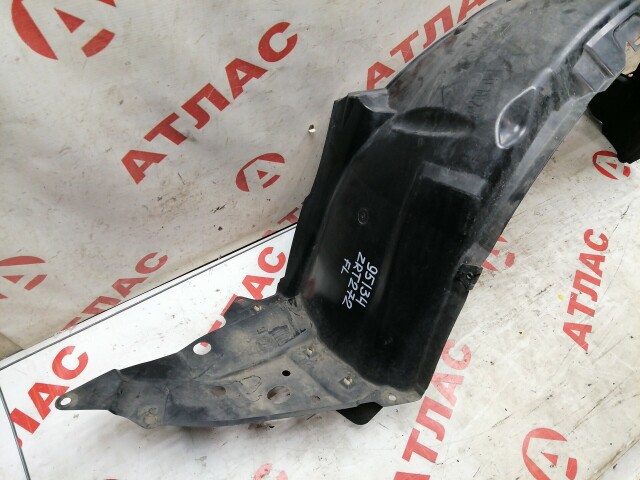 Подкрылок TOYOTA Avensis 