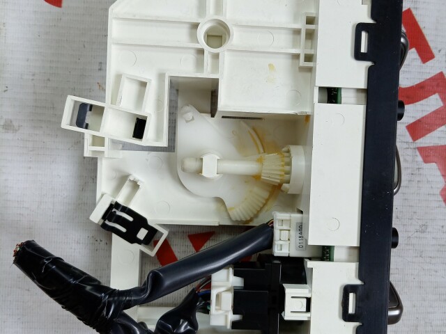 Блок управления печкой и кондиционером NISSAN X-Trail 