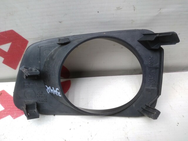 Оправа туманки TOYOTA Corolla Axio 