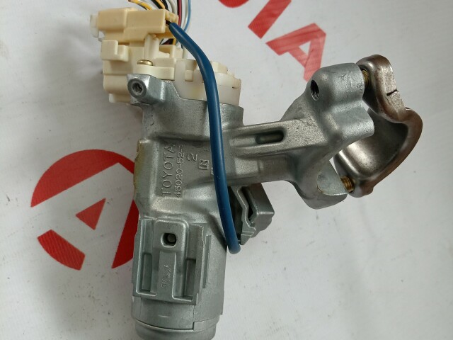 Замок зажигания TOYOTA Vitz 