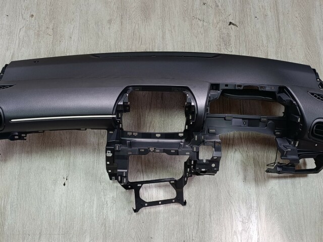 Торпедо TOYOTA Yaris 