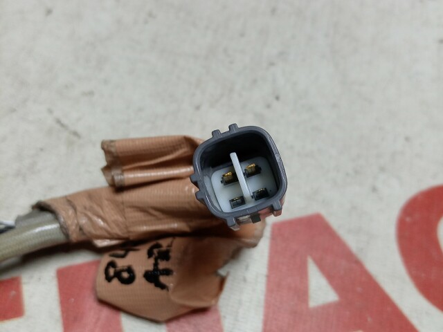 Датчик кислородный TOYOTA Avensis 