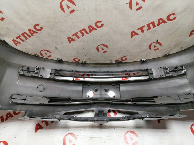 Бампер передний TOYOTA Ractis 