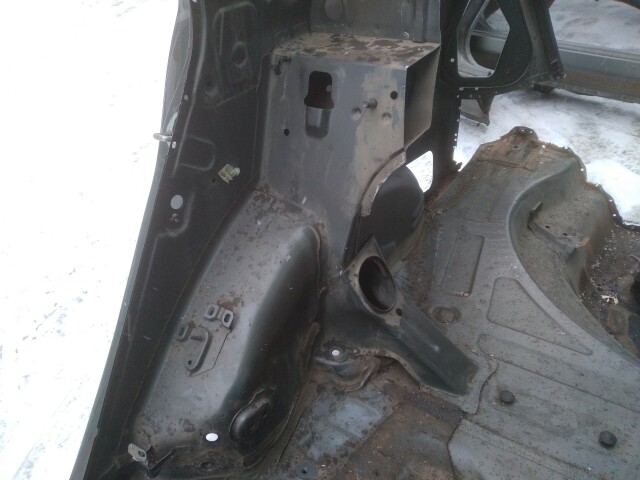 Крыло заднее TOYOTA Corolla 