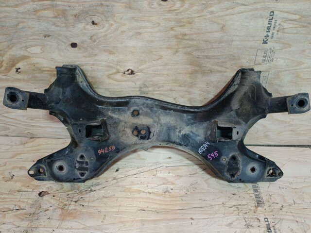 Балка поперечная TOYOTA Corolla Fielder 