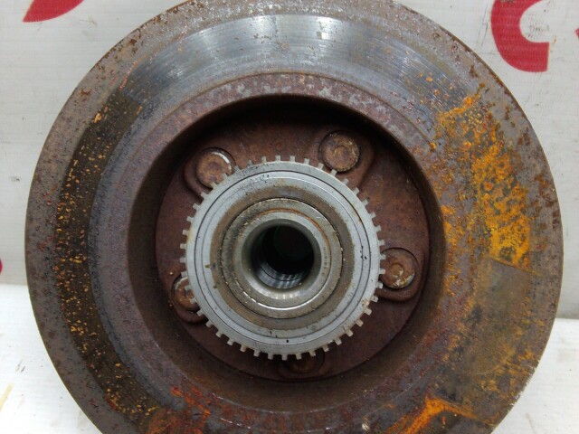 Ступица NISSAN Primera 