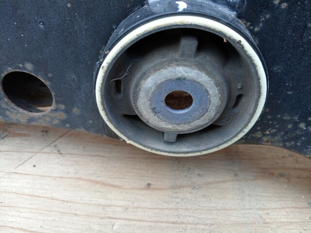 Балка задняя RENAULT Duster 