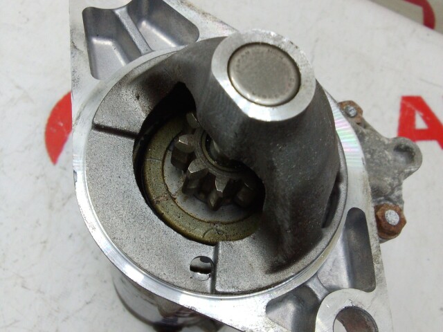 Стартер TOYOTA Vitz 2SZ-FE