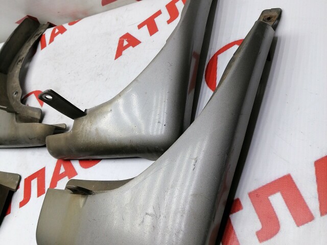 Брызговик NISSAN X-Trail 