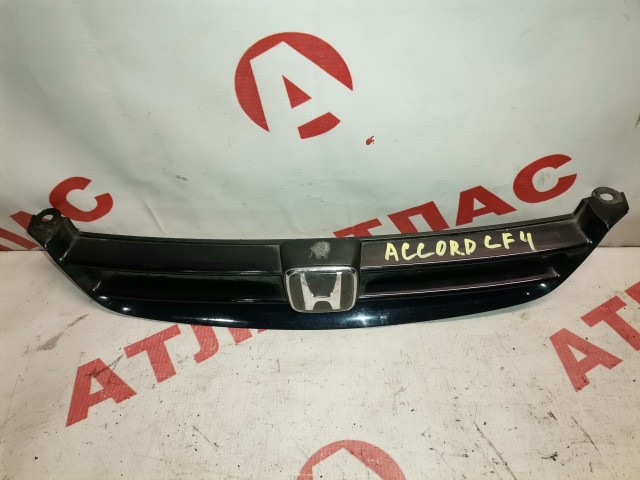 Решетка радиатора HONDA Accord 