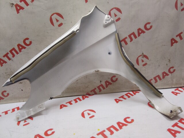 Крыло TOYOTA Platz 
