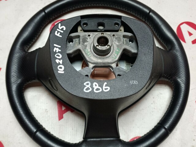 Руль NISSAN Juke 